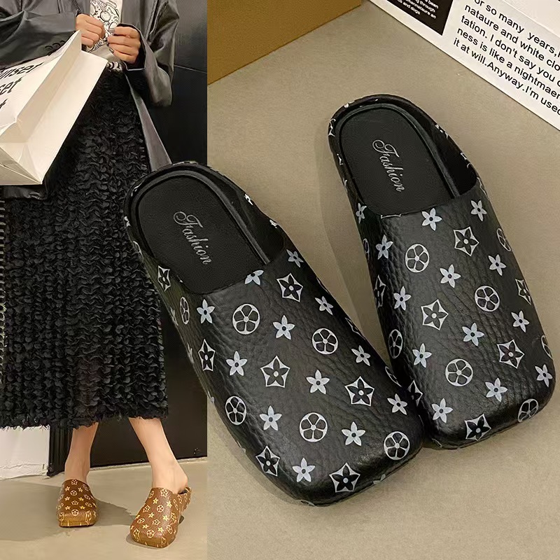 Free shipping designer Slippers Printed flat soled single shoes one foot pedaled Boken and cool slippers White brown black