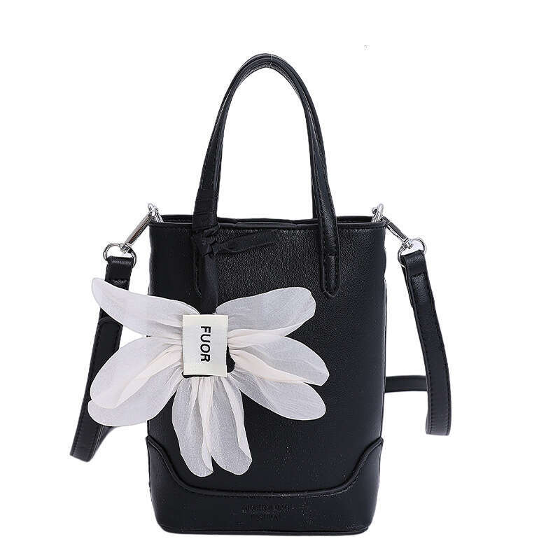 New Light Luxury Design Handbag Women's Shoulder Crossbody Phone Bag Companion