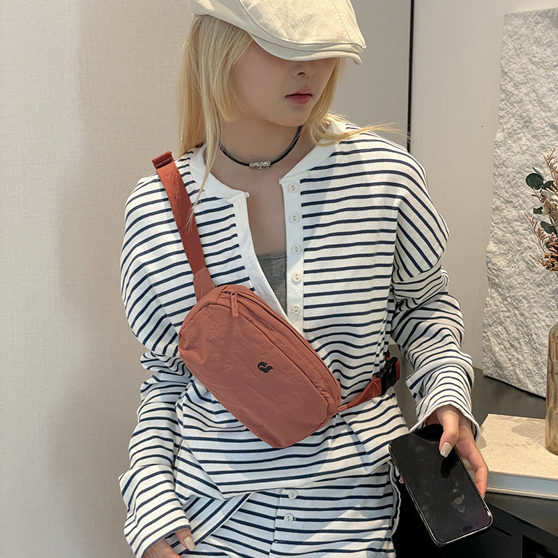 Colorful Fox New 2025 Women's Crossbody Backpack Sports Yoga Multifunctional Mother-Daughter Bag ddmymoon