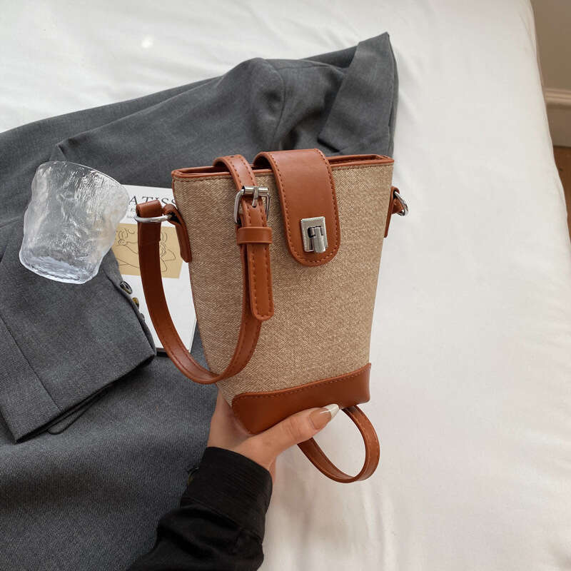 2024 New Niche Design Minimalist Crossbody Color-Block Bucket for Women Autumn Melad Phone Bag