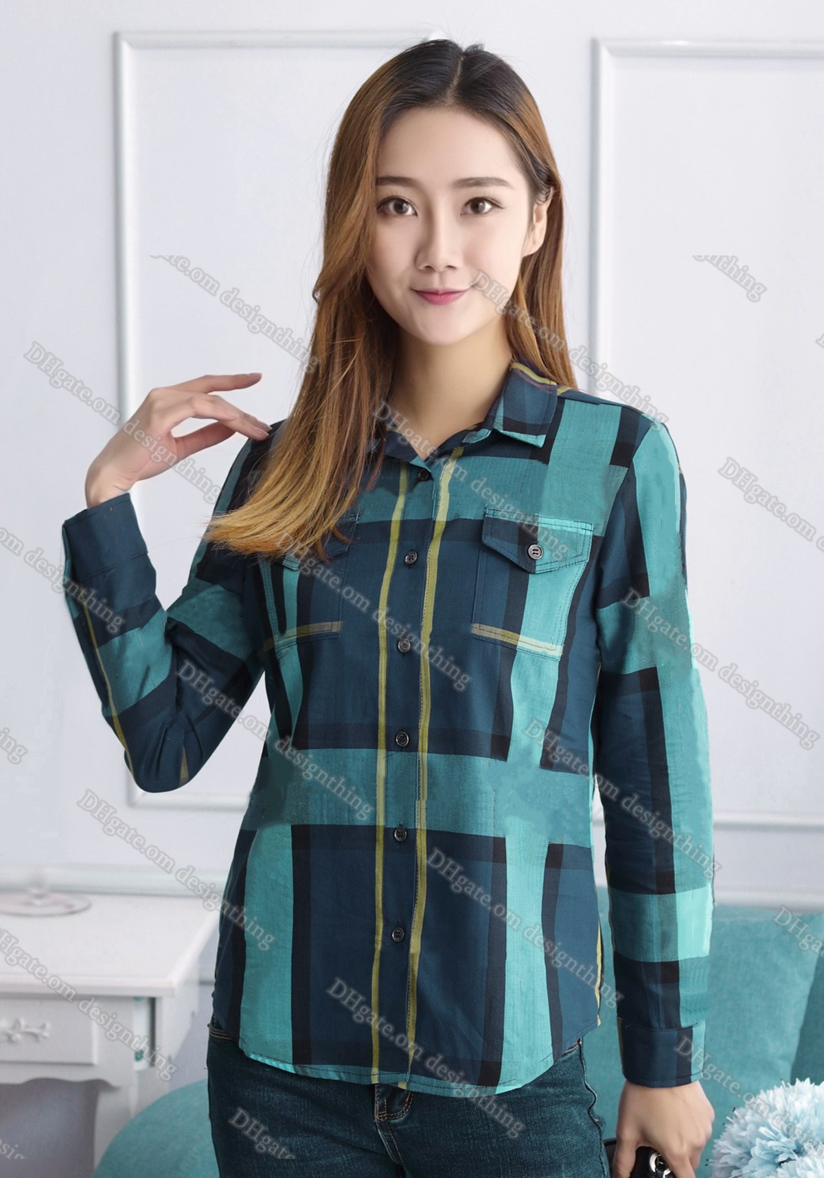 Womens Plaid Short Sleeve Shirt Classic Button Up Fashion Blouse Designer Style Office Shirts for Women Summer Tops Elegant Asian Fit Petite Shirt