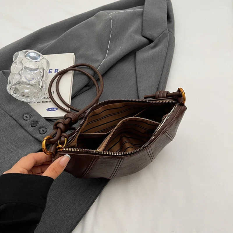 2025 Retro Trend Solid Color Splicing Leather Shoulder Bag Women Korean Fashion Handbags and Purses Lady Crossbody Bag M250730