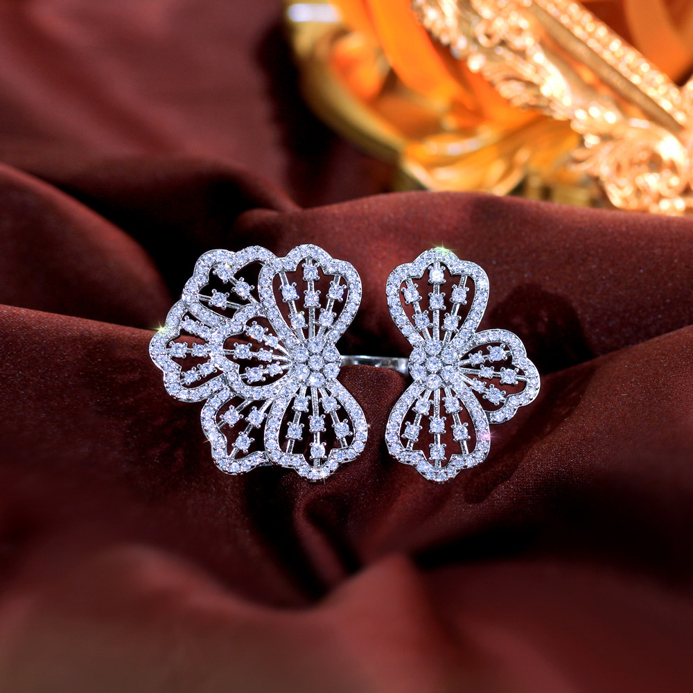 Choucong Ins Top Sell Wedding Rings Luxury Jewerly 18K White Gold Fill Pave 5A Cubic Zircon CZ Diamond Gemstones Party Women Big Flower Open Ring Adju