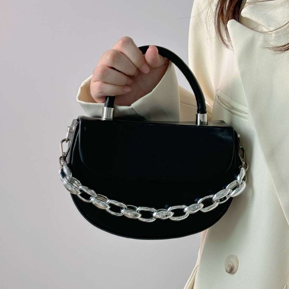 Niche Minimalist High-End Box 2025 Spring New Exquisite Chain Shoulder Crossbody Handheld Small Square Bag