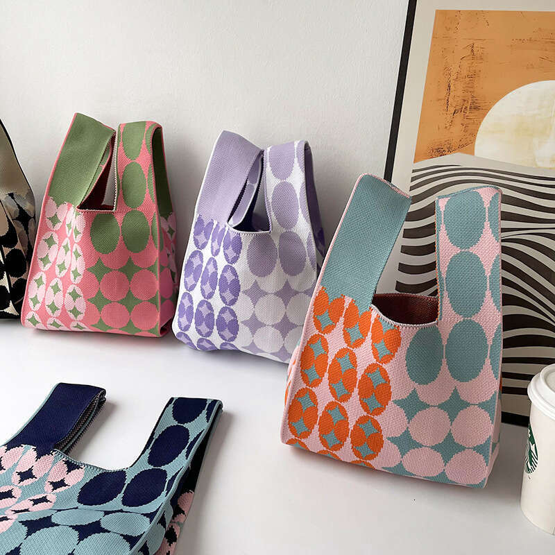 Unique Designer Heart Versatile Personality Knitted Shoulder Handbag Tote Women's Bag