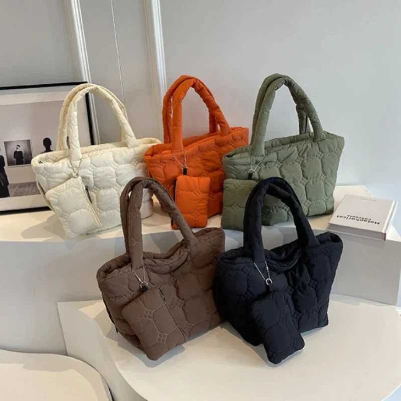 5 Quilted Embroidery Thread Handbag Lightweight Puffy Top-Handle Bag Large Capacity Ladies Small Totes Bag with Mini Purse Y250730