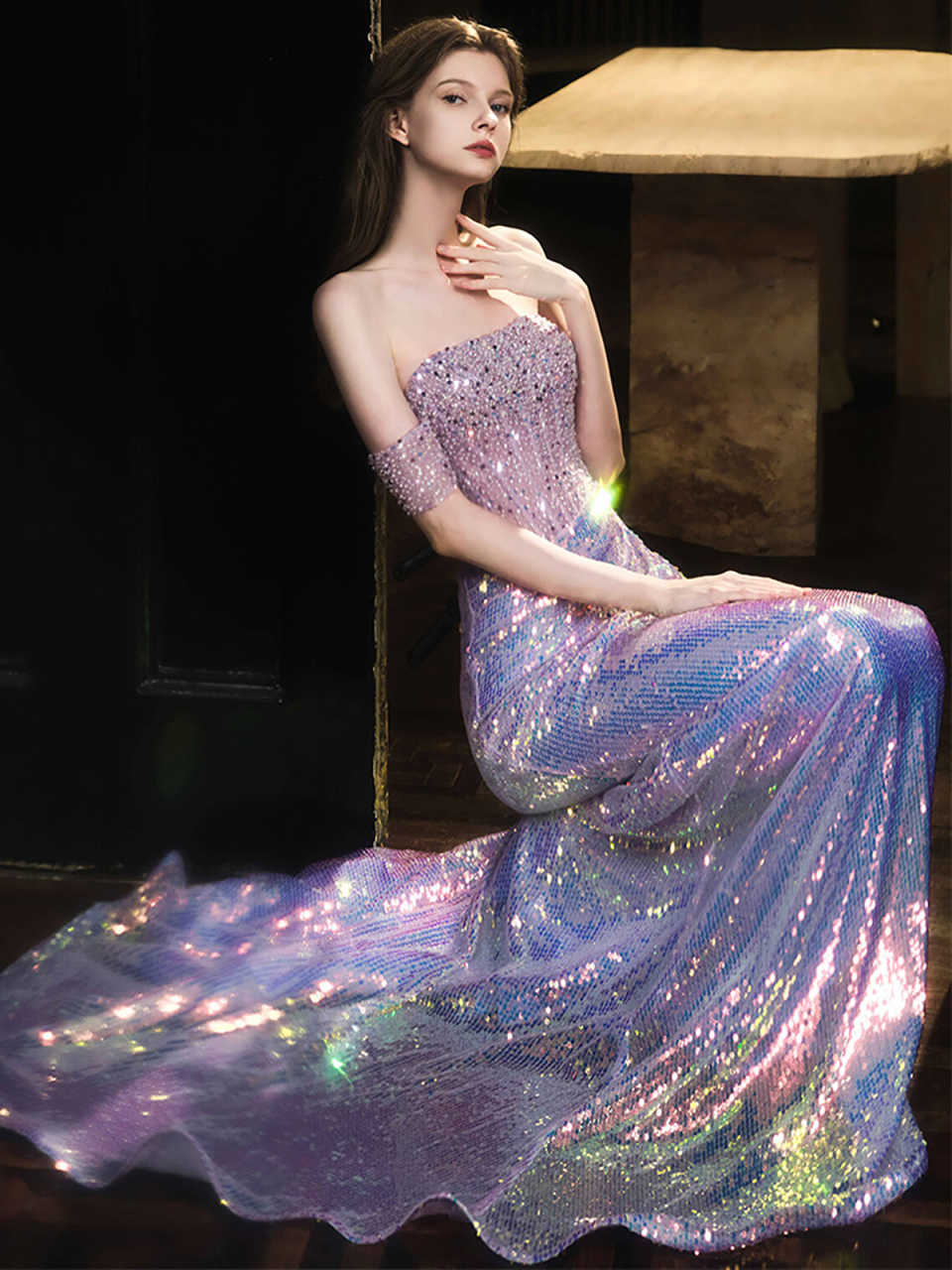 Bling Customized Sleeves Dubai Evening Prom Gown Mermaid Side Skirt Feathers Beaded Dress Women Party Formal Occasion Vestido De Noche