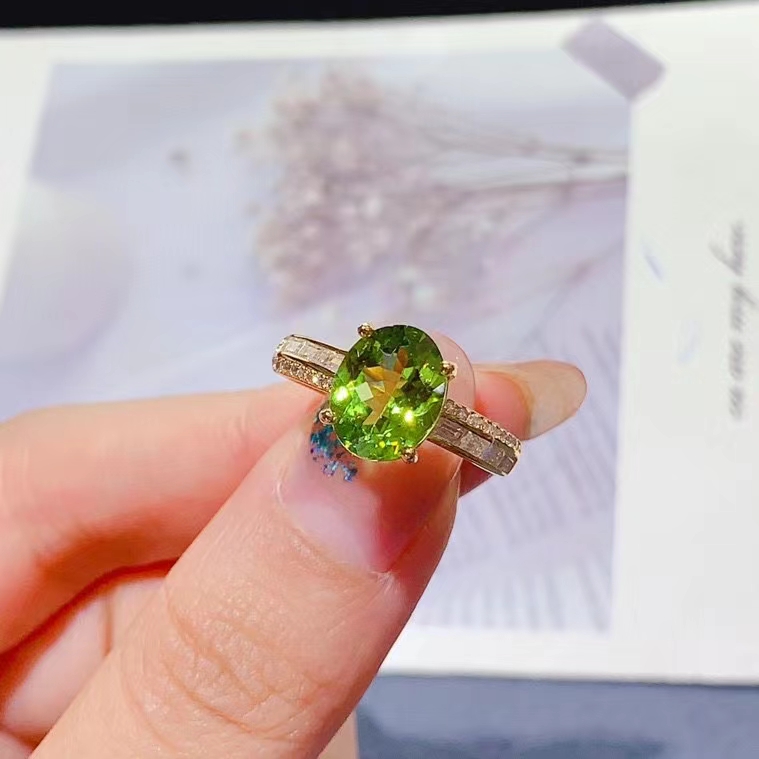 Classic design 925 silver peridot ring for women daily wear 8mm*10mm 3ct natural peridot jewelry with 18K gold plating