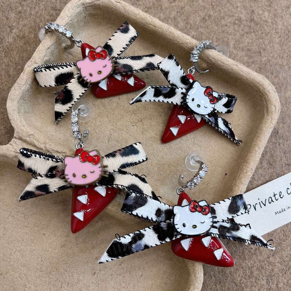 Leopard Print Dopamine Age-Reducing Y2 Cute Personality Creative Fashion Sweet Cartoon Earrings for Women c6f