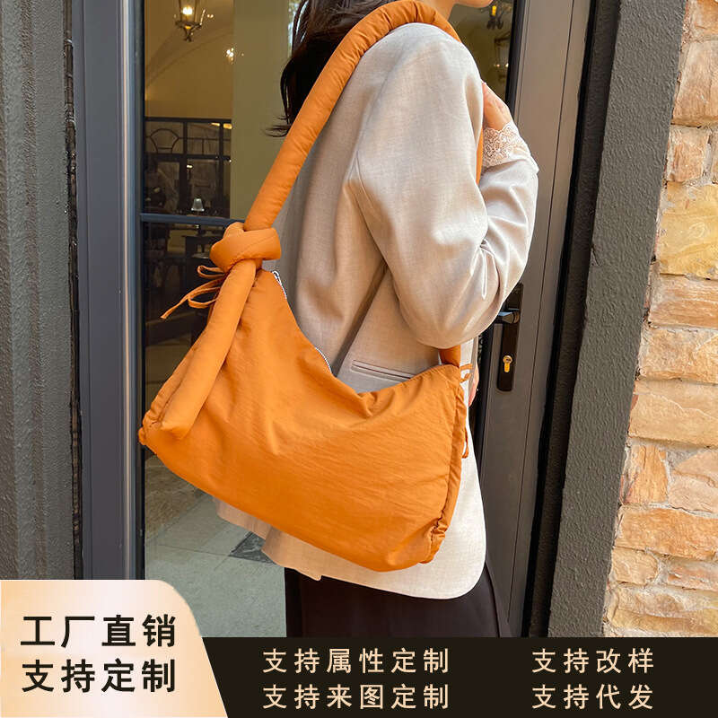 Nylon Fabric Large Capacity for Women New Niche Design Sense Crossbody Cloth Commuting Dumpling Bag