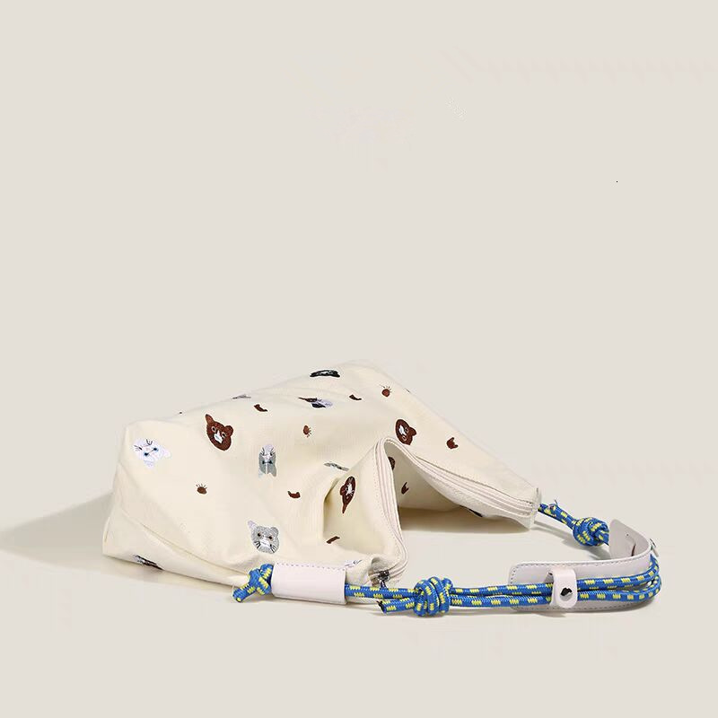 Summer New Women's Shoulder Bag Embroidered Cat Pattern Handbag New Art Cute Portable Canvas Bag New Designer Bag New Designer Luxury Handbag