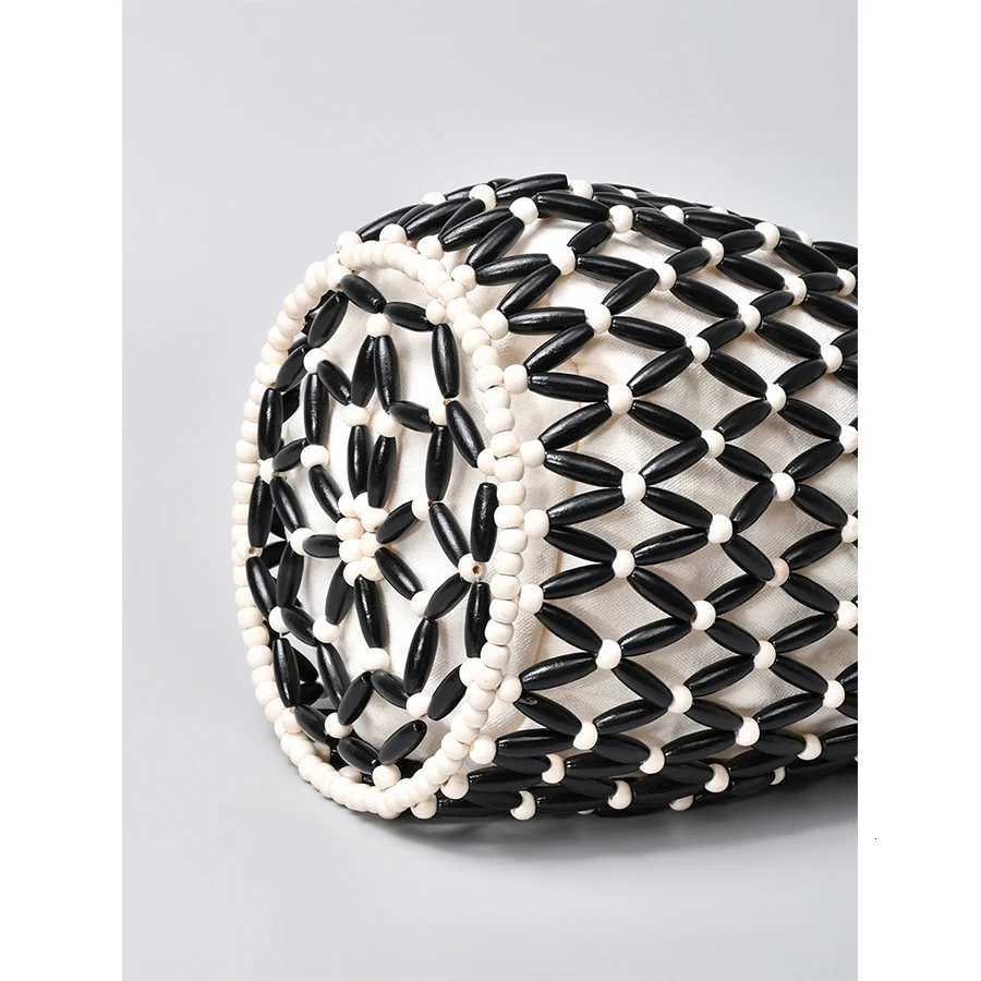 Women Woven hand bag summer design hollow-out wooden bead tote bucket shoulder bag female Reticulate netted canvas beach handbag Y250729