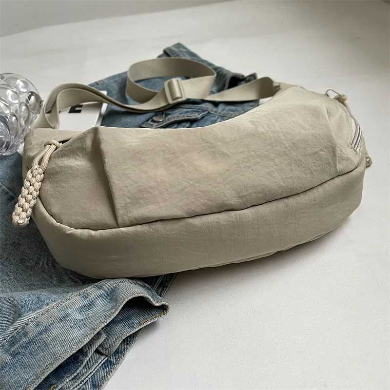 Nylon Fabric Shoulder Bag New High Capacity Womens Crossbody Messenger Bag Leisure Versatile Shoulder Hobos Bag Y250729