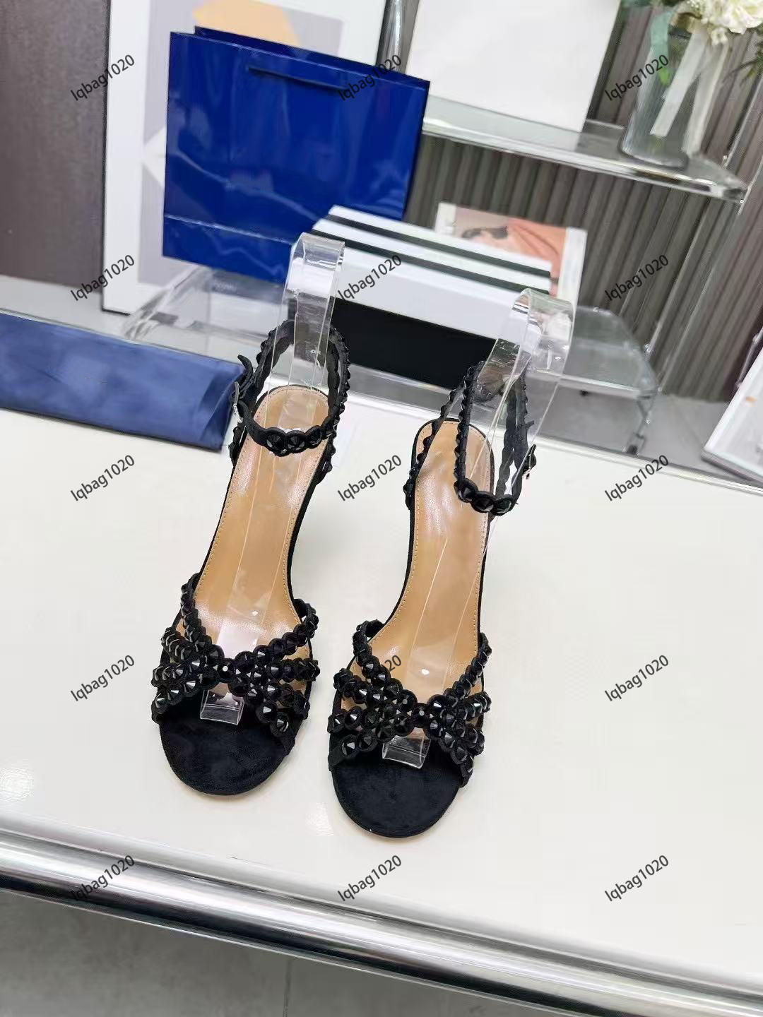 10A Top Quality Fashionable, multi-colored, elegant and easy to match with generous and simple high heels