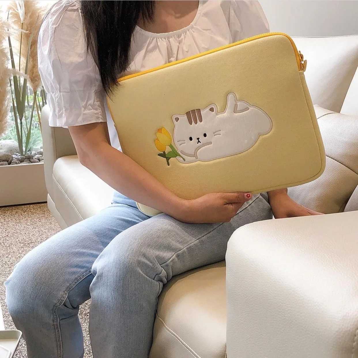 Ins Cute w Laptop Sleeve Bag 11 13 14 15 15.6 Inch PC Case Cover Book Air Pro Retina Notebook Computer Bag Wen y250730