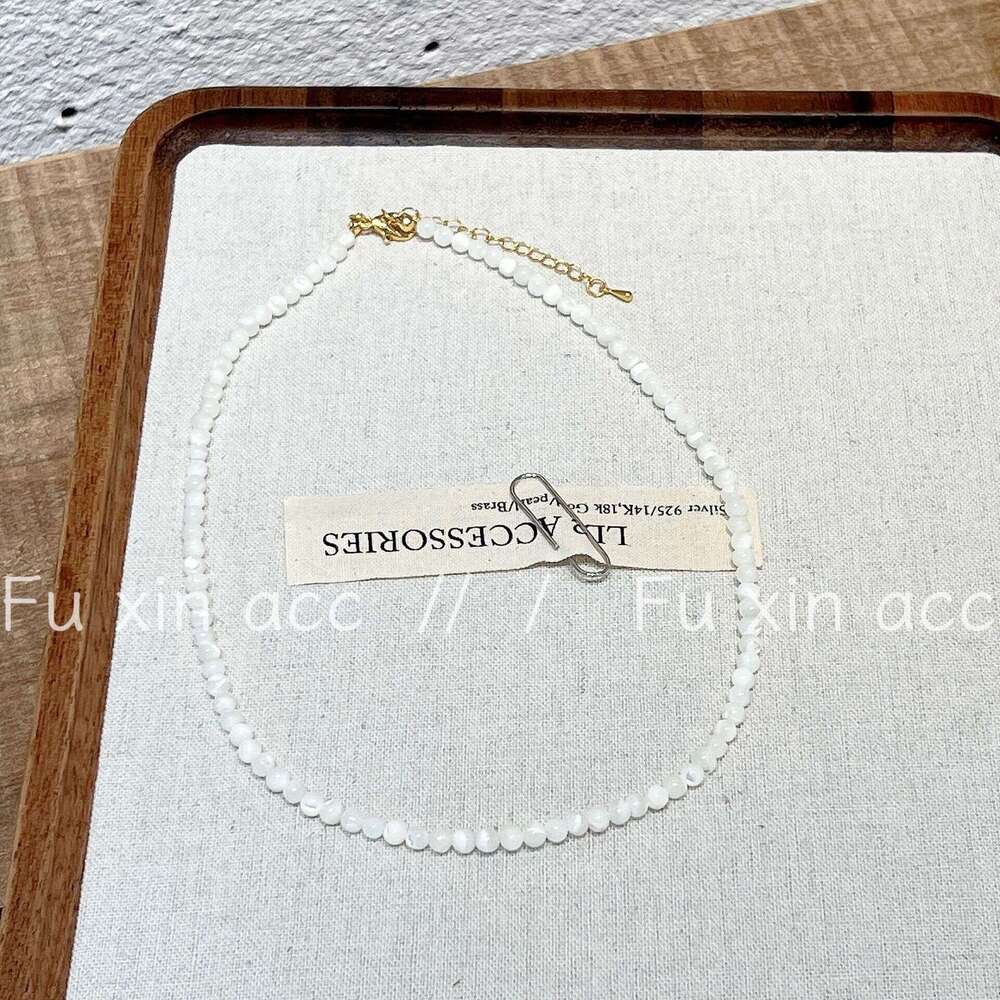 Natural Red Agate Beaded Necklace for Women, Light Niche White Mother-of-Pearl Bead Collarbone Chain, High-End Versatile Sweater Chain c31