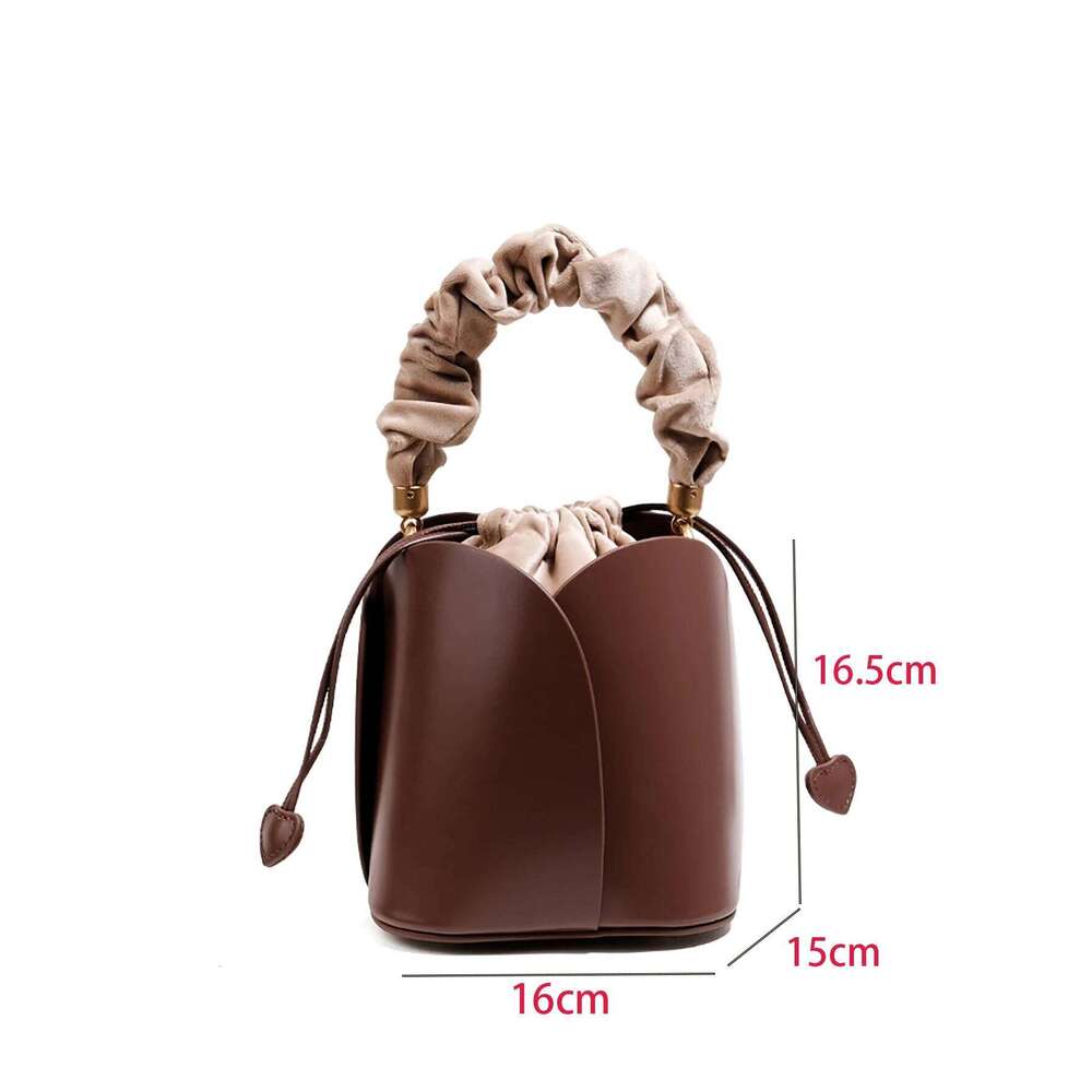designer bag Drawstring pocket petals new vegetable basket bucket niche design retro handbag women's shoulder crossbody bag