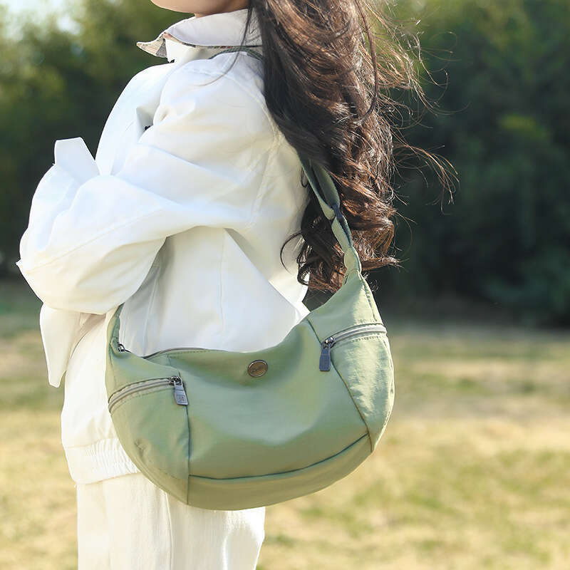 2025 New Dumpling Bag for Women, Unique Design, Niche Single Shoulder Crossbody Bag, Fitness Oxford Cloth Backpack