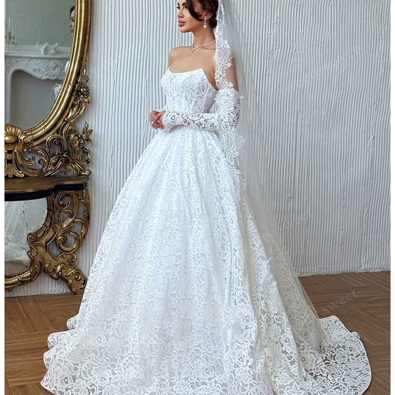 Graceful Wedding Dresses Voluminous Flowers A-Line Ball Gown Full Sleeve Strapless Bridal Gowns Customized Lace Up Robe De Mariee