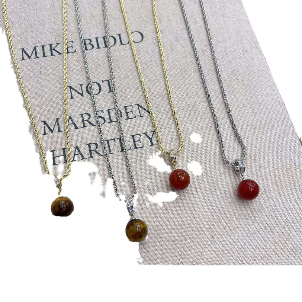 Universal Buckle Melard Tiger Eye Stone Pendant for Women, Autumn and Winter New Versatile Elegant Simple Niche Necklace 30e