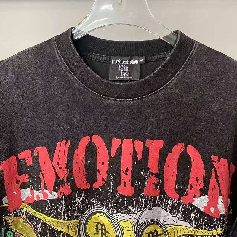 Streetwear Vintage Washed Black MIXED EMOTION T Shirt Men Women Top Quality Cotton Tee Cracked Graphics Print Oversized T-Shirt