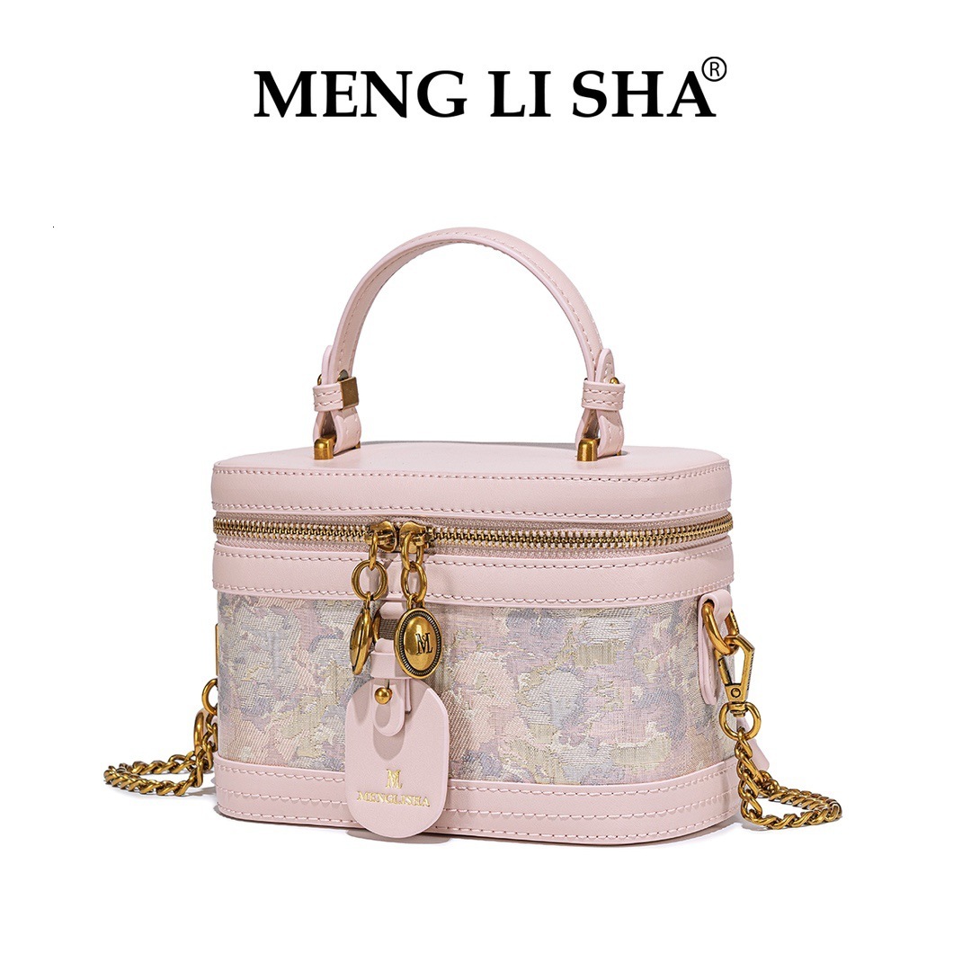 Korean Style Commuting Large Capacity Handbag Box 2025 New Model Light Luxury Niche High-end Feel Single Shoulder Crossbody Small Square Bag ddmymoon