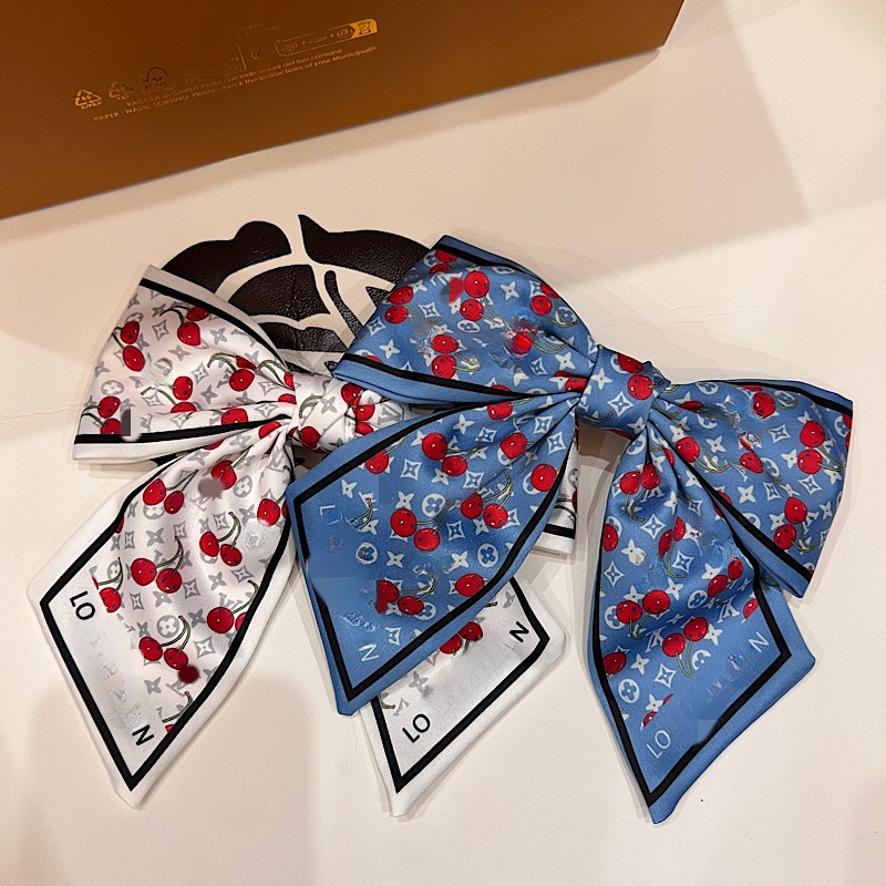 3 Colors Mixed Luxury Barrettes Womens Cherry Print Designer Hair Clips Bow Hairpin For Women HairJewelry Accessories