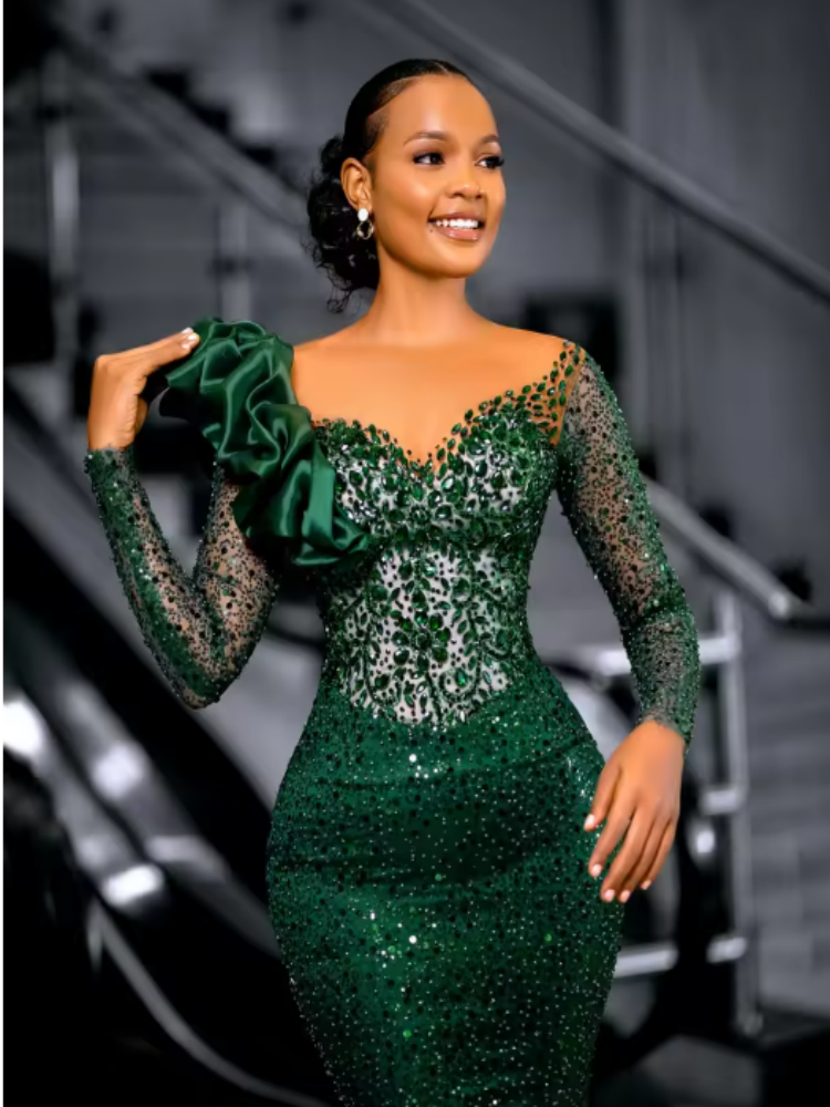 Green Evening Dresses Customized Sparkly Crystal Beadeds Birthday Dress African Prom Reception Dresses Formal Gown