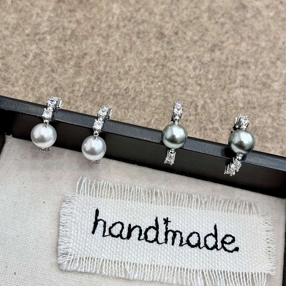 Light High-End Gray Pearl Zircon Niche Gentle Temperament Style 2024 Autumn Winter New Dia-Studded Earrings eba