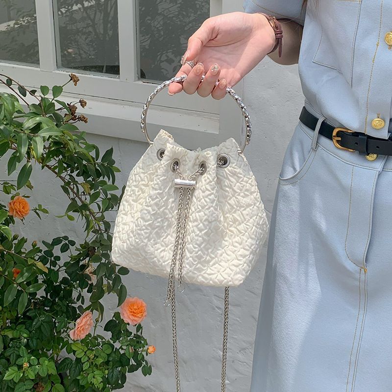Designer Bag Korean Version Ins Niche Handbag 2025 New Fashion Sweet Bucket Bag Chain Bag Single Luxury Bag Shoulder Crossbody Bag Trendy Tote Bag