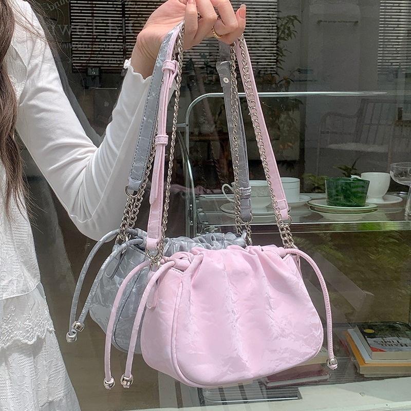 Designer Bag 2025 New Chinese Style Luxury Bag Pleated Chain Cloud Bag Niche Commuter Underarm Bag Summer Versatile Crossbody Bag For Women Tote Bag