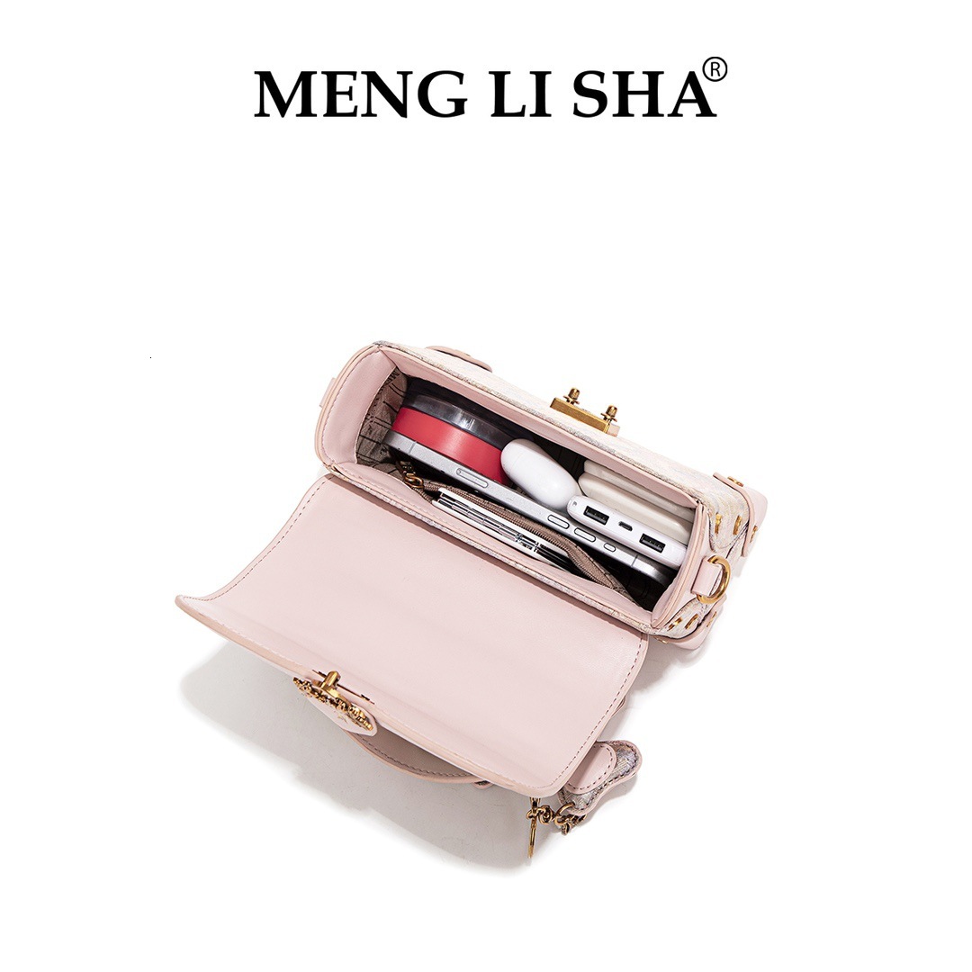 2025 New Niche High-End Light Luxury Crossbody Small Square for Women Commuting Versatile Shoulder Bag Handbag ddmymoon