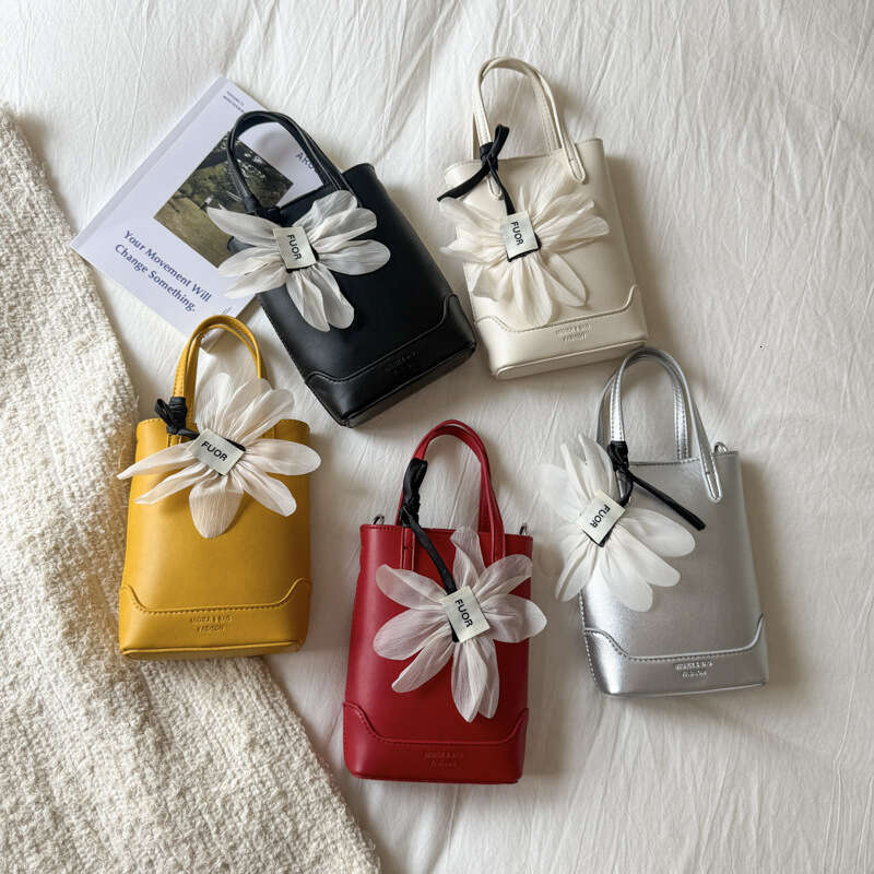 New Light Luxury Design Handbag Women's Shoulder Crossbody Phone Bag Companion