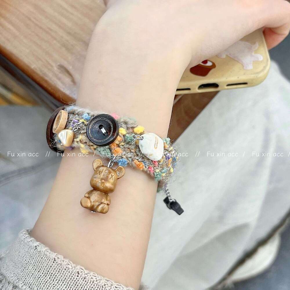 Classic Melard Handwoven Yarn Bracelet for Women, Niche Cute Sandalwood Bear Pendant Bracelet, Hand Jewelry f9c