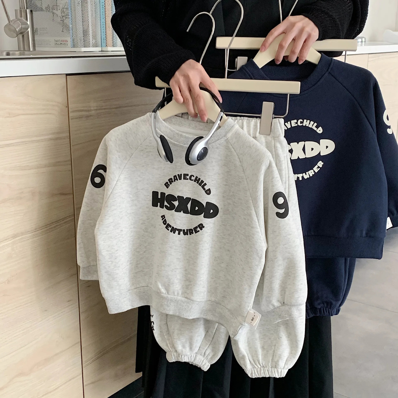 Autumn Baby Boy Sets Round Neck SweatshirtElastic Waist Sweatpant Toddler Boys Sport Sets Long Sleeves Loose Kids Baby Boy Sets 250729