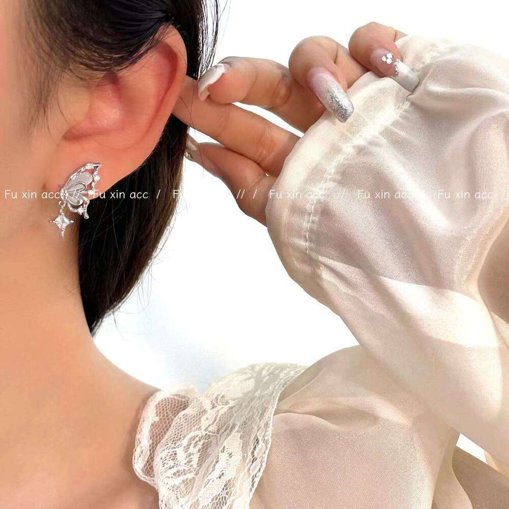 Spring Super Fairy Fantasy Butterfly Imitation Cat's Eye Stone Small and Exquisite Star Zircon Earrings Fashion Versatile Affordable Ear Jewelry 