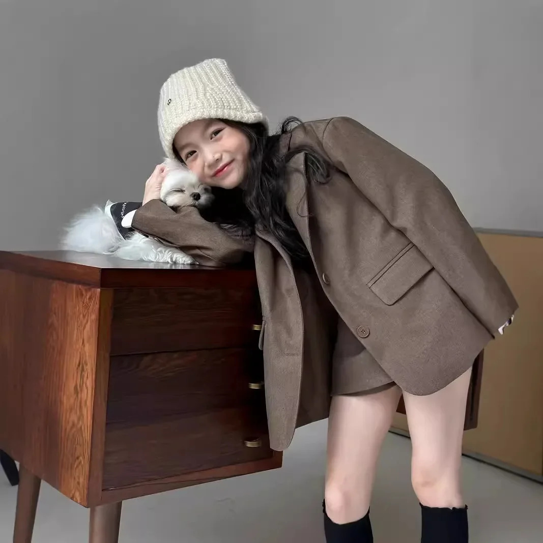 Suit skirt set for autumn loose suit jacket and skirt shorts for children and girls fashionable suit trendy kids clothes 250729