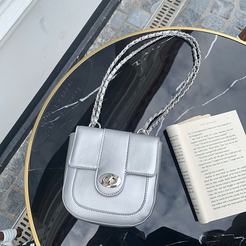 Designer Bag 2025 New Niche Design Textured Dark AGB Luxury Bag Hot Girl Chain Shoulder Underarm Bag Crossbody Saddle Bag Tote Bag