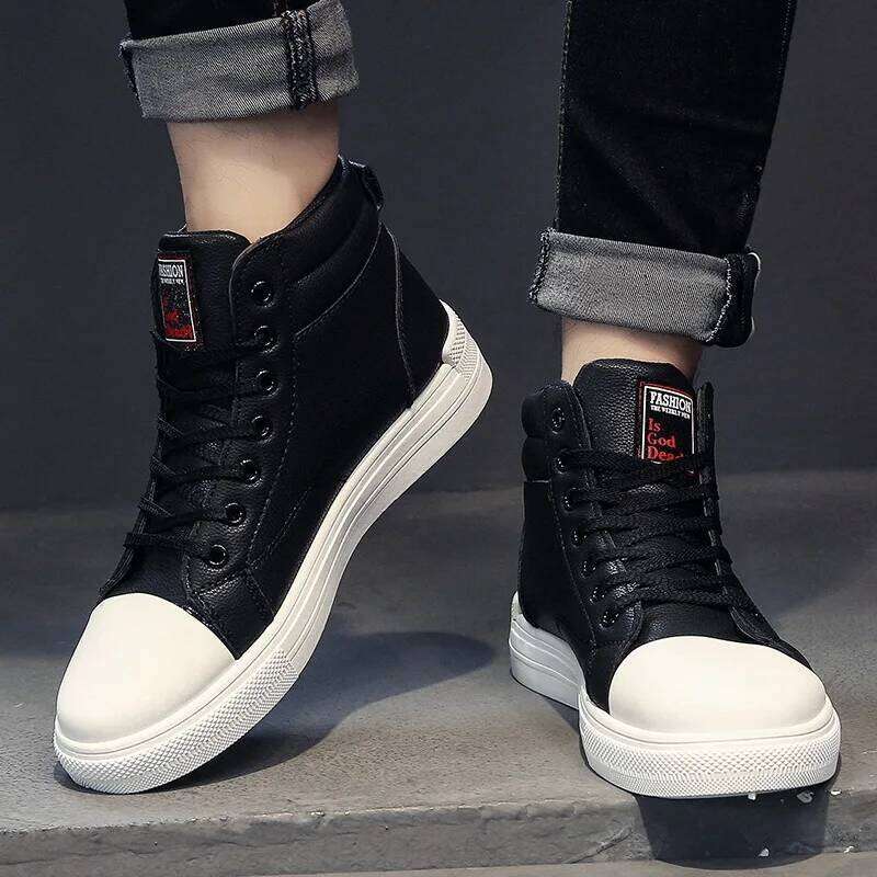 2025 new Breathable soft sole Men's Casual Sports Shoes Korean Fashion Student jogging youth board shoes