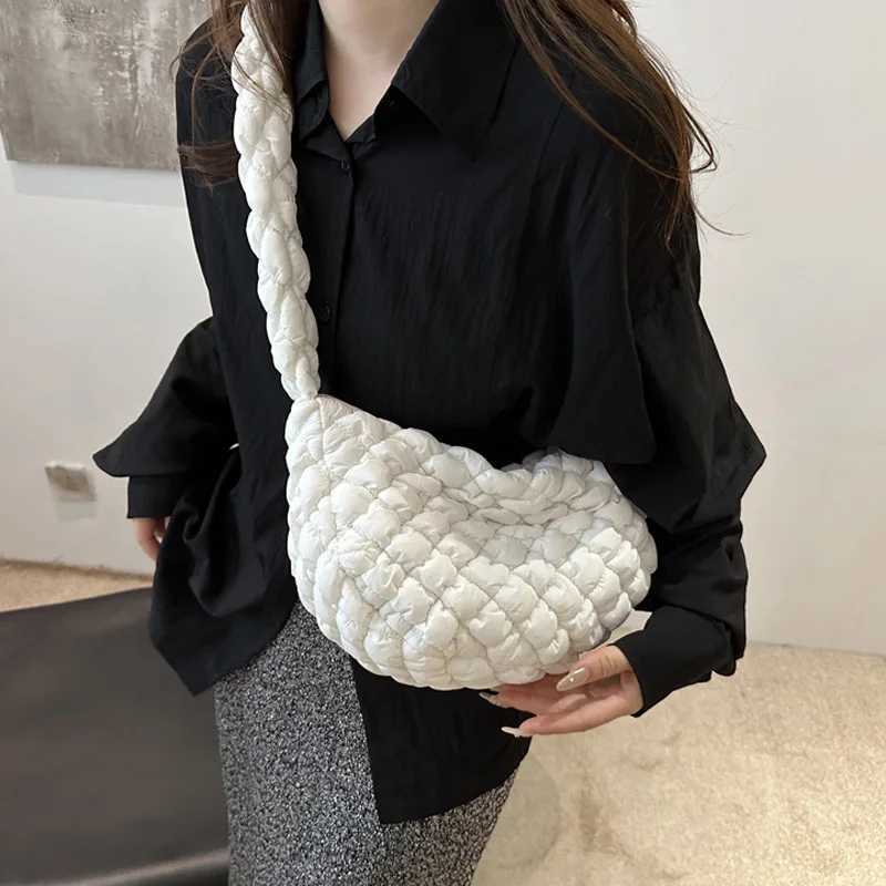 5 Winter Soft Pleated Plaid Shoulder Bags for Women Casual Handbags Versatile Crossbody Bags for Daily Use Y250730