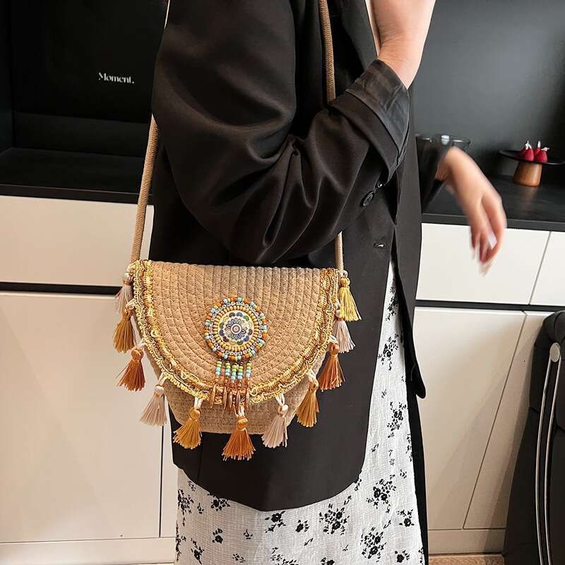 Tassel Chinese Ethnic Style Niche Design for Women Large Capacity Straw Beach Single Shoulder Crossbody Bag Trendy