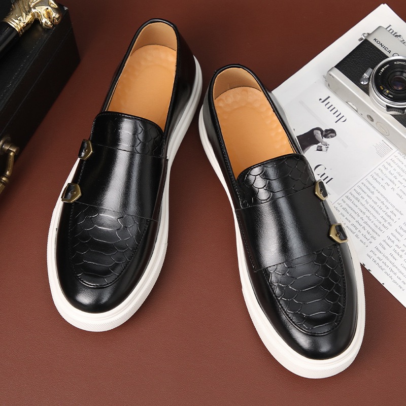 Free shipping of plus size men's shoes popular fashion casual leather shoes men's British style Dmen's board shoes