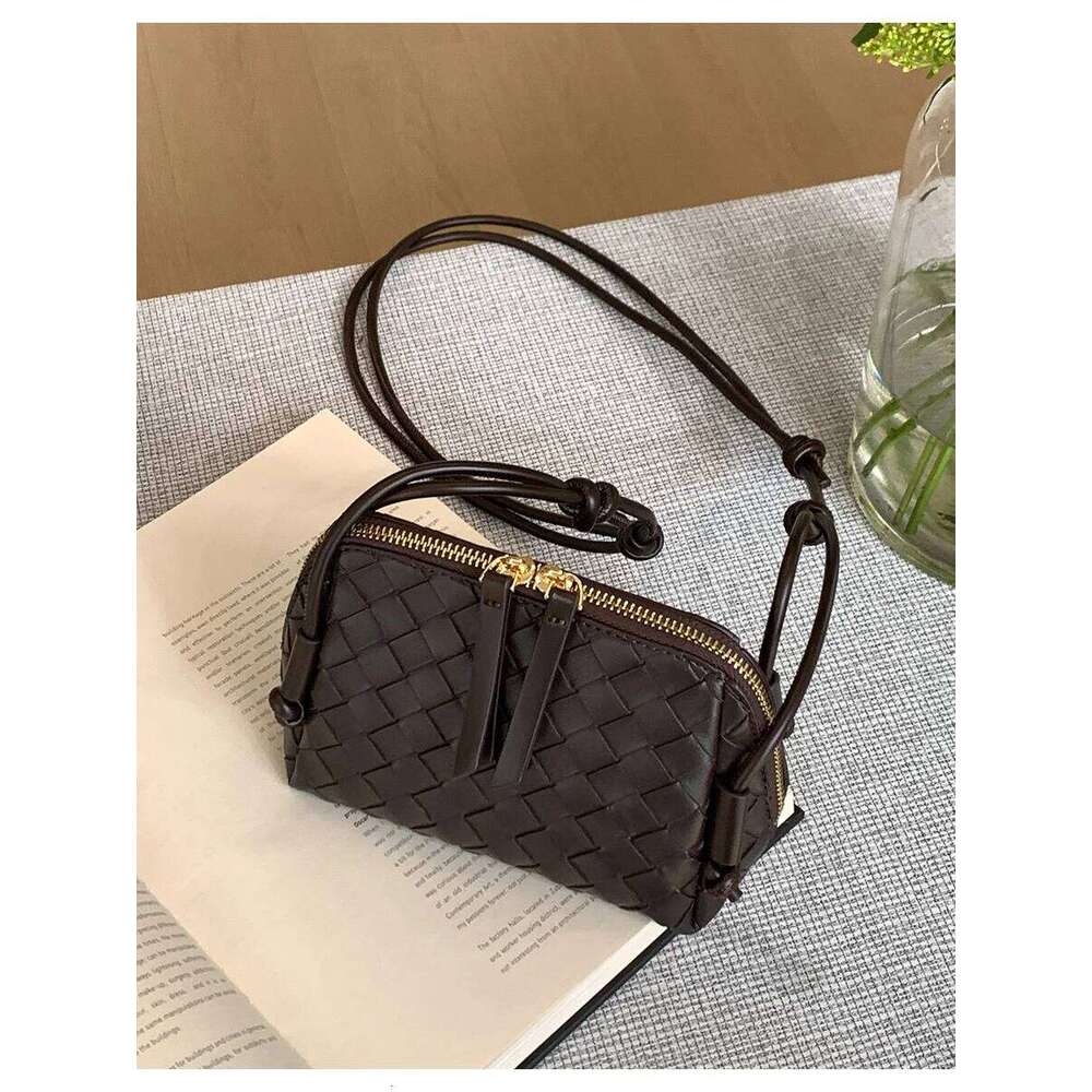 Woven ell Crossbody Casual Versatile Single oulder Phone Bag for Women Korean Sle Artistic Retro Design