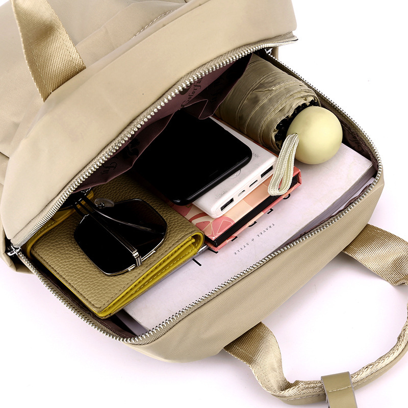 Colorful Fox Women's Large Capacity Backpack Outdoor casual Travel Bag ddmymoon