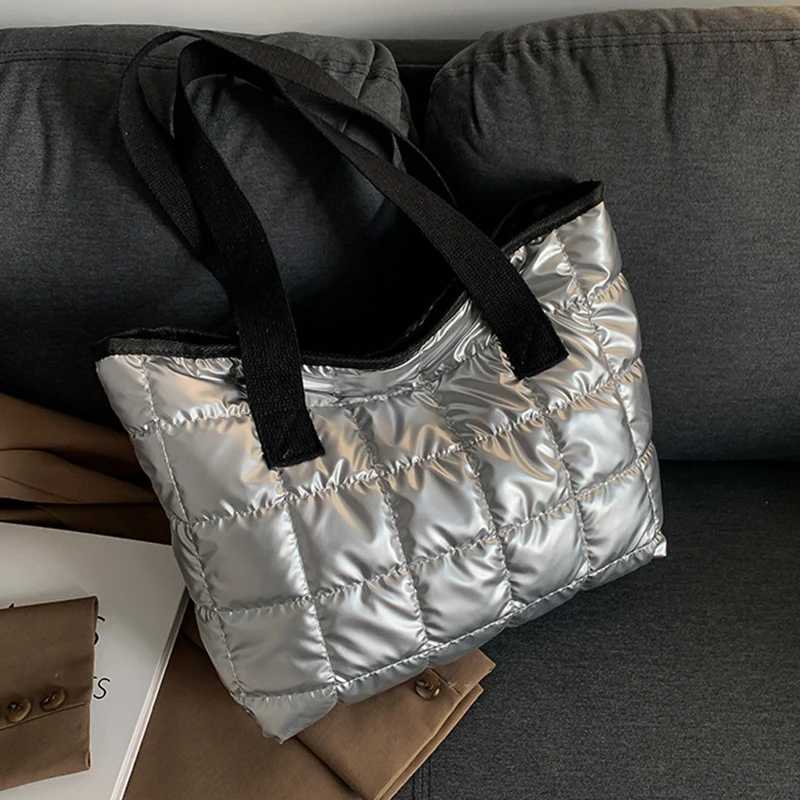 Fi Quilted Shoulder Bags Down Cotton Padded Large Capacity Tote Bags Solid Color Shopping Bags Wen Girls Y250730