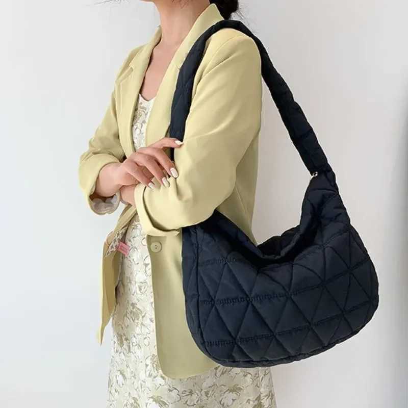 7777777777777777 Puffer Quilted Crossbody Bag Y2K Padded Shoulder Bag Trendy Large Capacity Casual Shopping Bag for Women Daily Use Travel Work Y25073