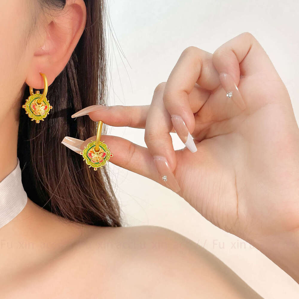 New Chinese Style Fashion Personality Colorful Butterfly Simple Elegant Exquisite High-end Feel Versatile Earrings 3ec