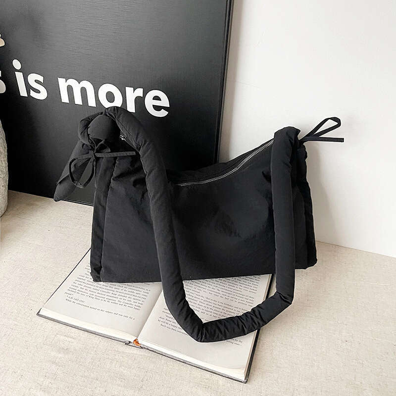 Nylon Fabric Large Capacity for Women New Niche Design Sense Crossbody Cloth Commuting Dumpling Bag