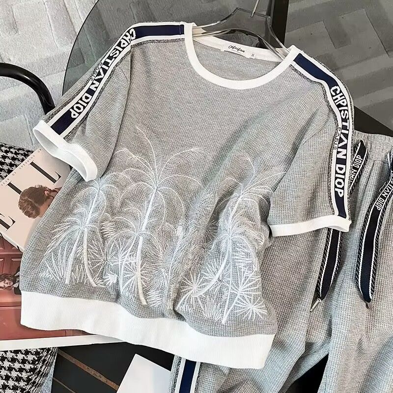 High-end Women's Summer Sporty Casual Set Stylish Slimming Short-sleeve Top & Pants Two-piece Outfit plus Size M-3XL free shipping