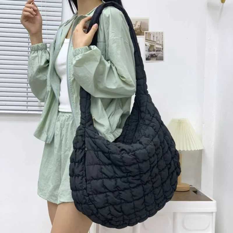 2K Style Casual Ruched Oversi Wen Shoder Bags Quilted Padded Crossbody Bag Large Capacity Nyl Tote Big Shopper Purses Y250730